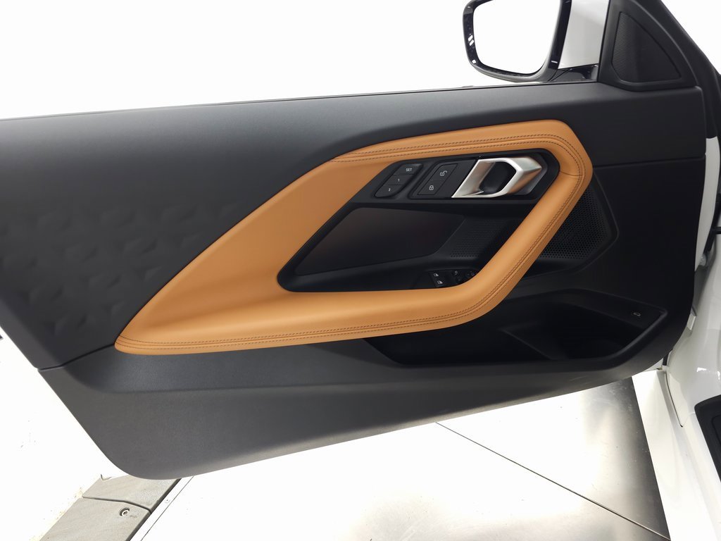 Certified 2025 BMW 230i xDrive Coupe w/ Convenience Package image 15