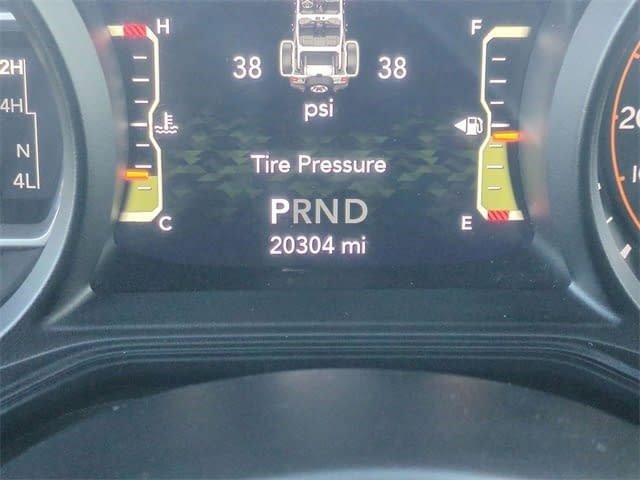 Used 2025 Jeep Wrangler Unlimited Rubicon image 11