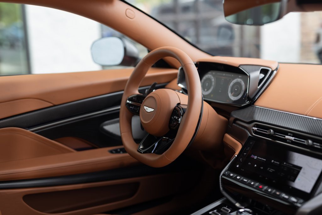 New 2025 Aston Martin Vanquish image 29