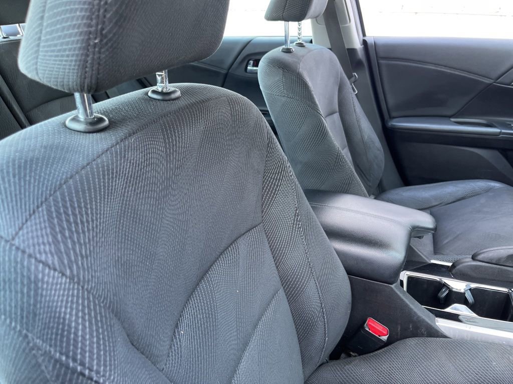 Used 2016 Honda Accord EX image 36