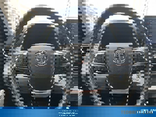 Used 2022 Toyota Highlander XLE image 27