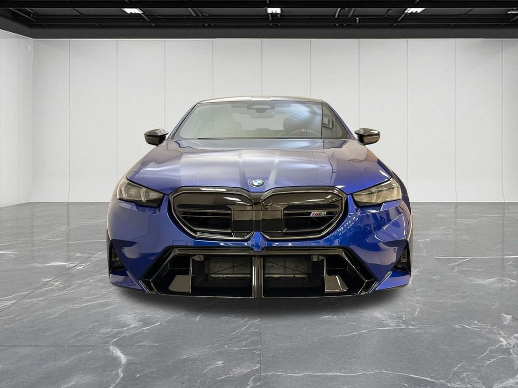 Used 2025 BMW M5 w/ Carbon Package image 13