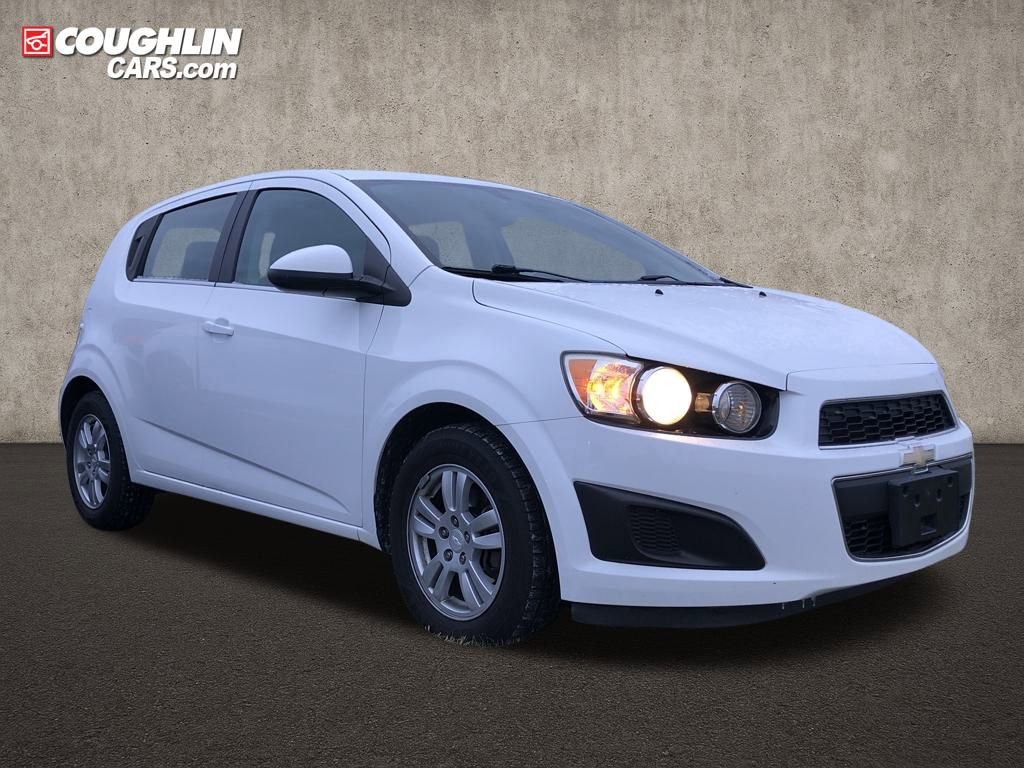 Used 2015 Chevrolet Sonic LT image 7