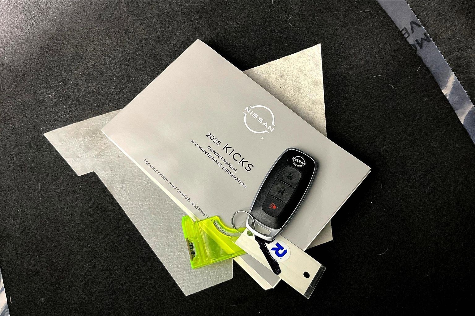 Certified 2025 Nissan Kicks S image 34