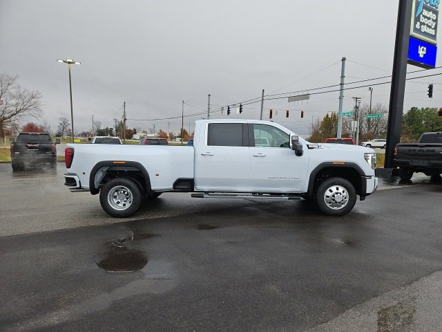 New 2026 GMC Sierra 3500 Denali w/ Denali Reserve Package image 5