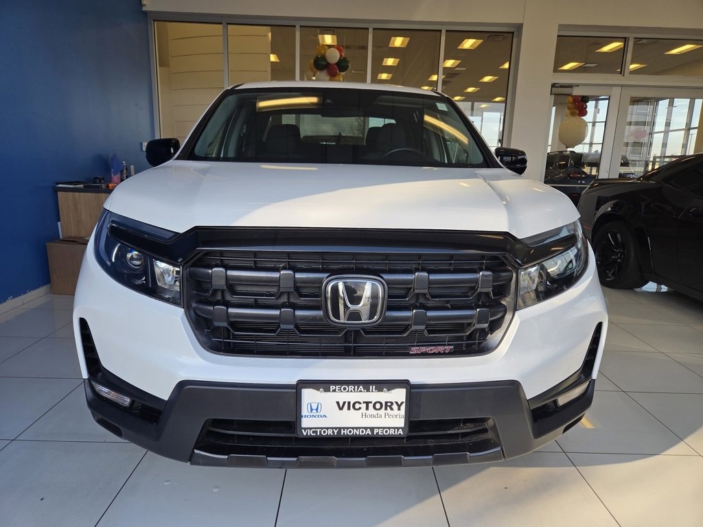 Used 2024 Honda Ridgeline Sport image 2