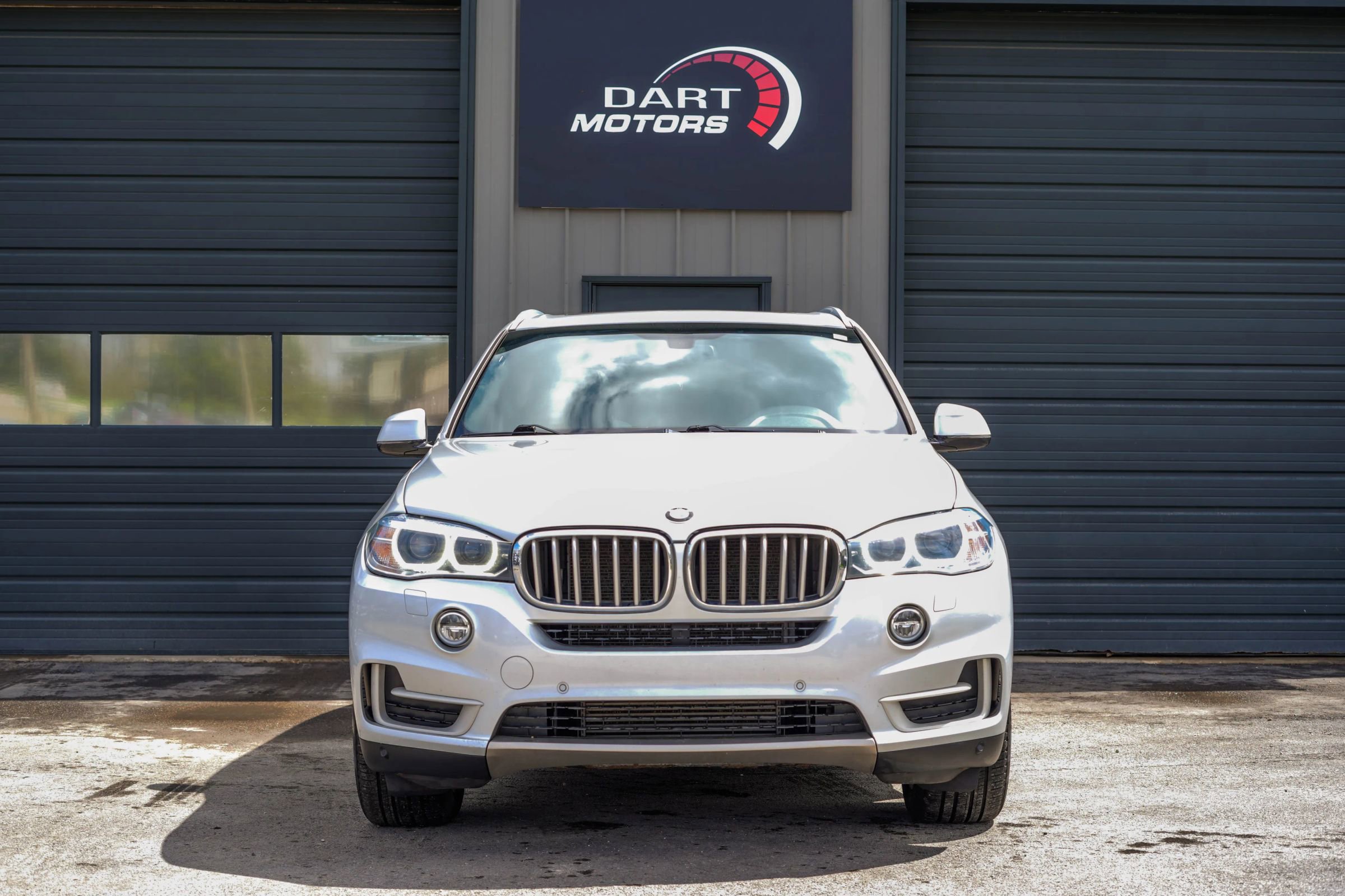 Used 2017 BMW X5 xDrive35d image 2