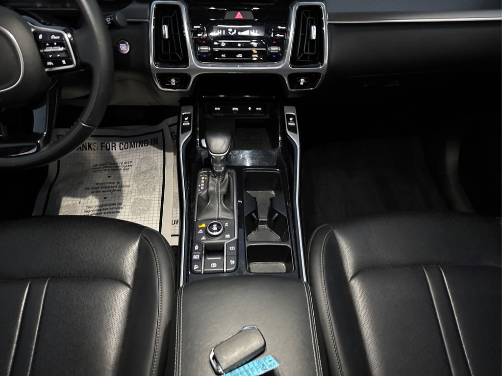 Certified 2022 Kia Sorento SX image 22