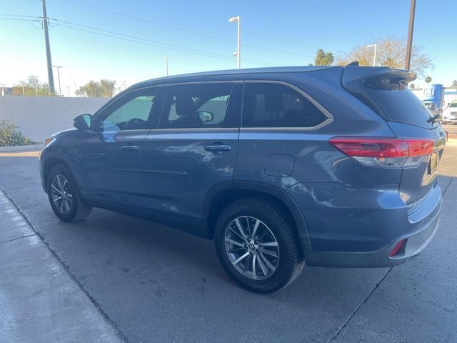 Used 2019 Toyota Highlander XLE image 5
