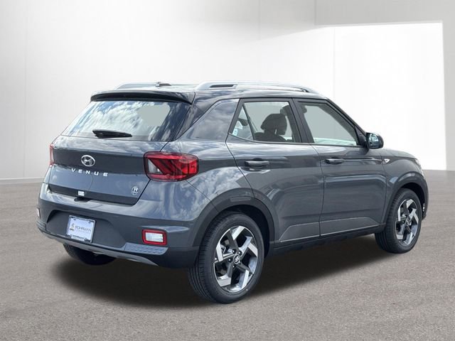 New 2026 Hyundai Venue SEL FWD image 13