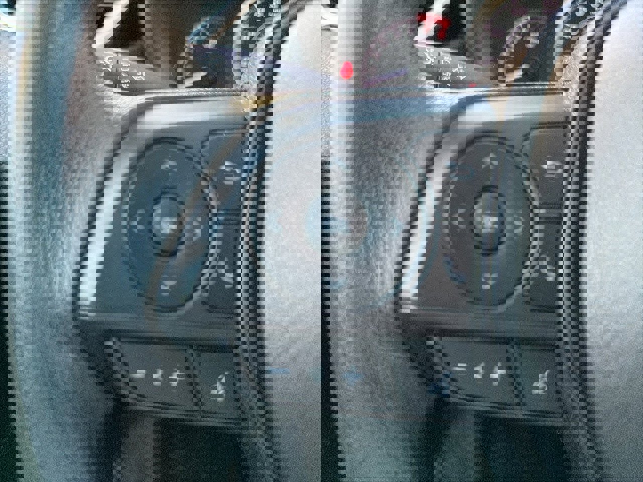 Used 2022 Toyota Corolla LE image 7