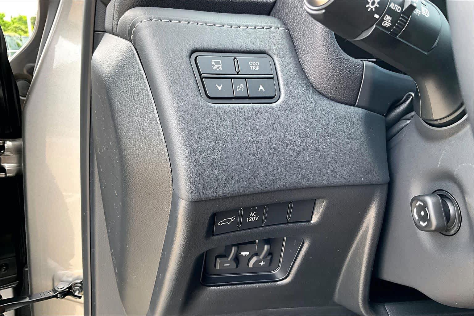 New 2026 Lexus LX 700h Luxury AWD/4WD image 14