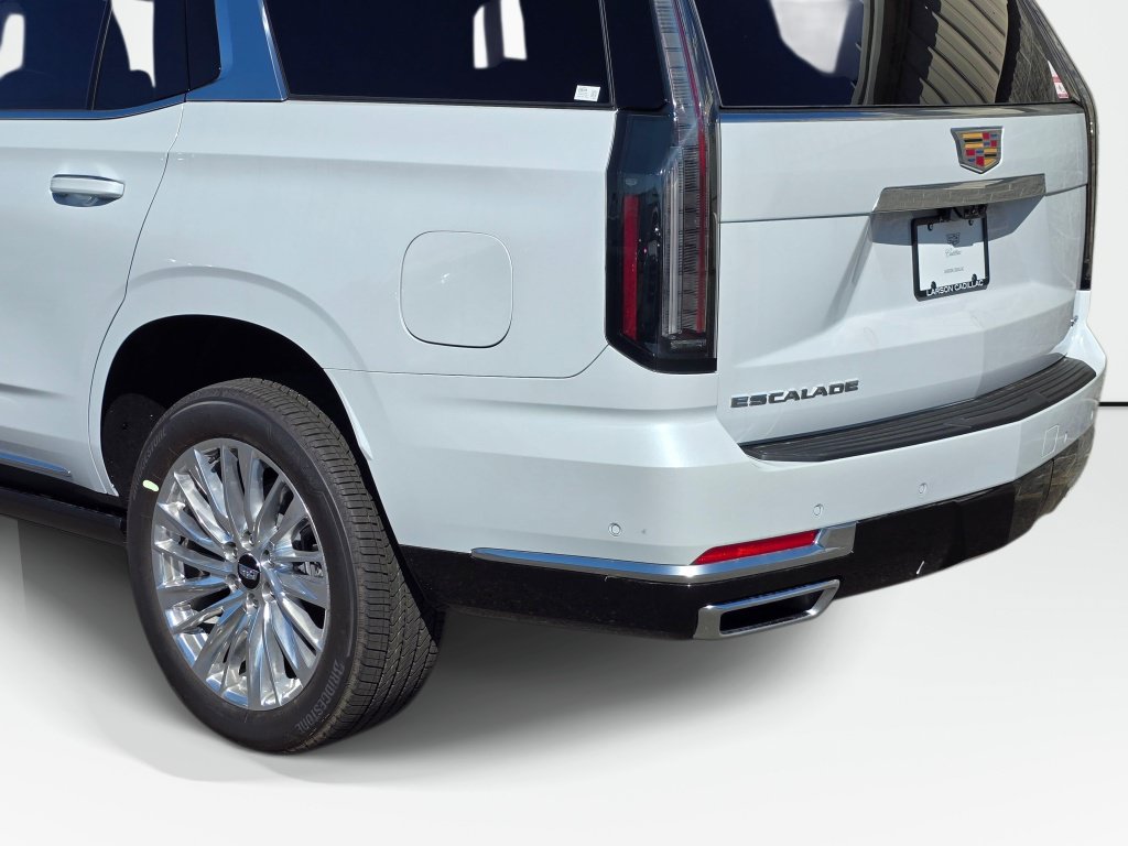 New 2026 Cadillac Escalade Luxury AWD/4WD image 14