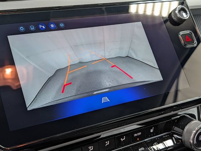 New 2027 Chevrolet Bolt LT w/ Comfort Package FWD image 21