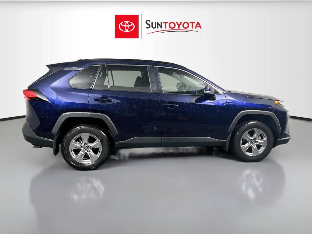 Used 2024 Toyota RAV4 XLE w/ Convenience Package FWD image 2