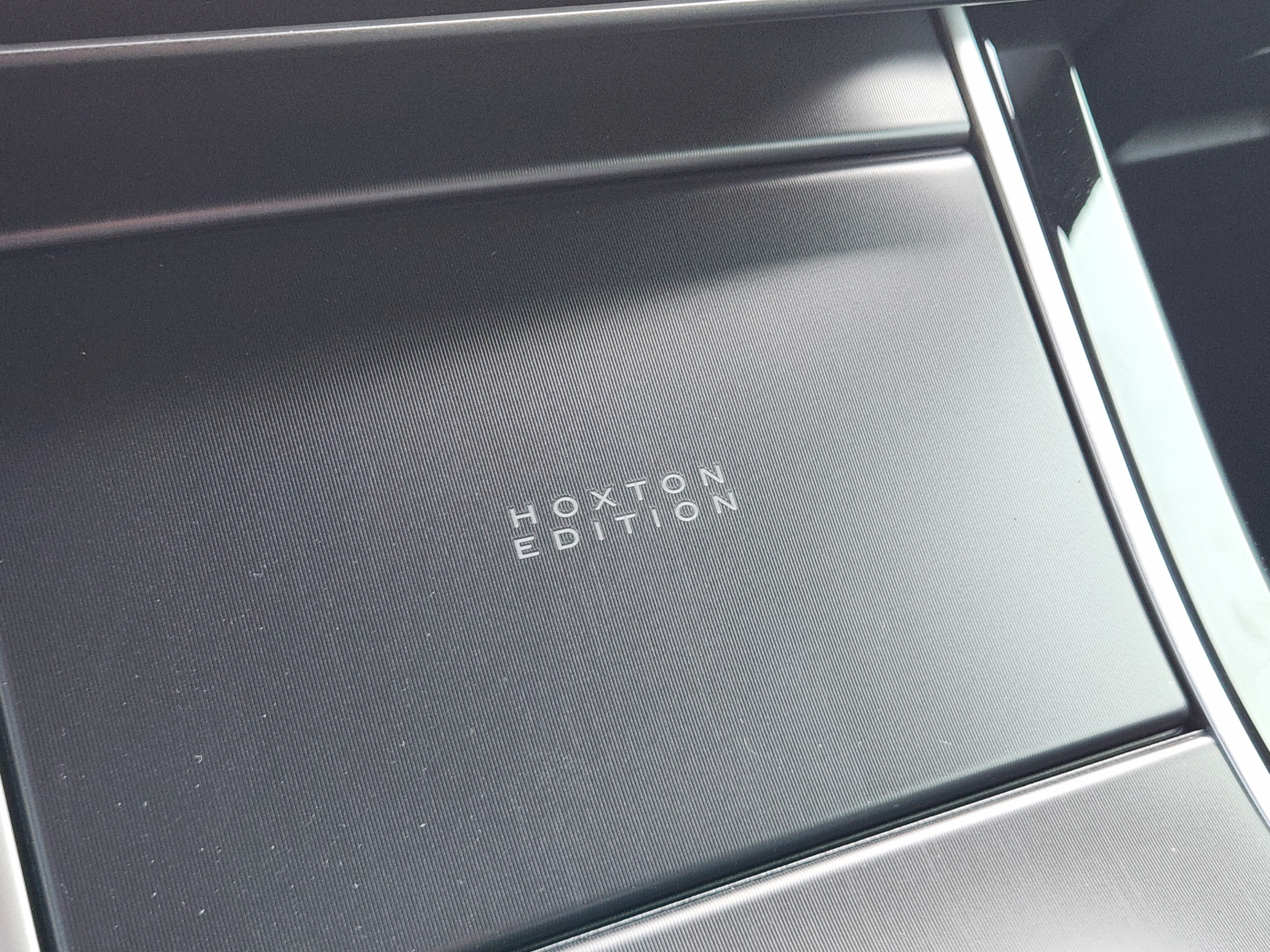 New 2026 Land Rover Range Rover Evoque Hoxton AWD/4WD image 17
