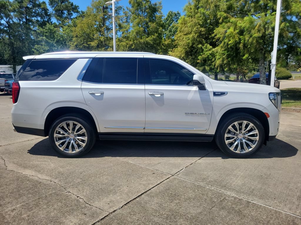 Used 2023 GMC Yukon Denali w/ Denali Reserve Package RWD image 8