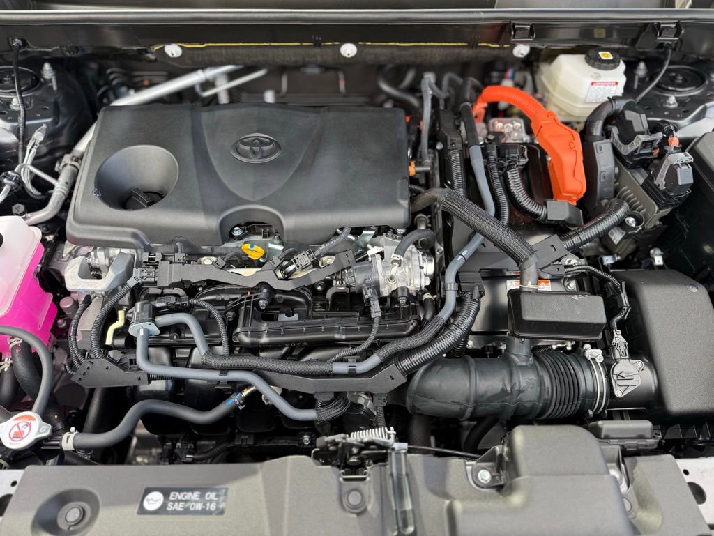 Certified 2025 Toyota RAV4 SE w/ Convenience Package AWD/4WD image 10