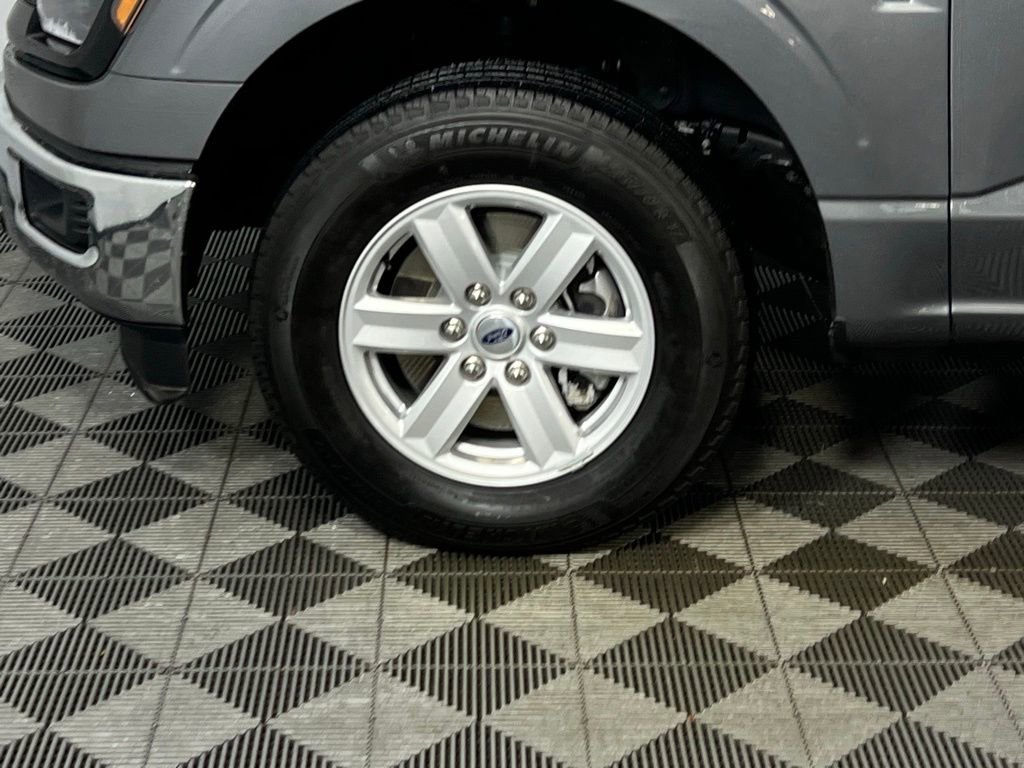 Used 2025 Ford F150 XLT image 11