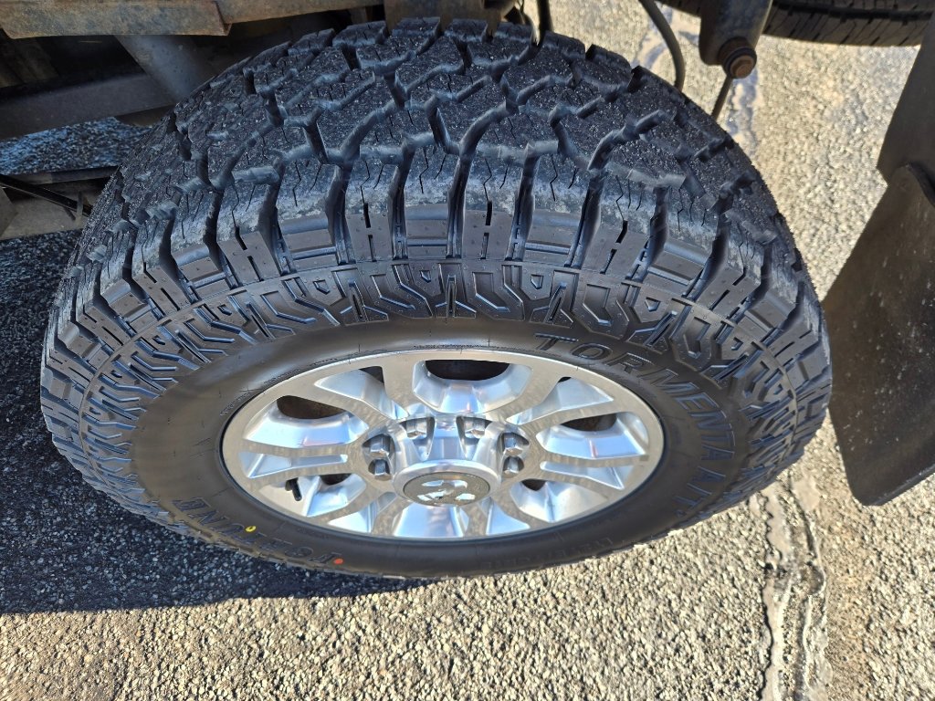 Used 2017 RAM 2500 Laramie w/ Protection Group image 24