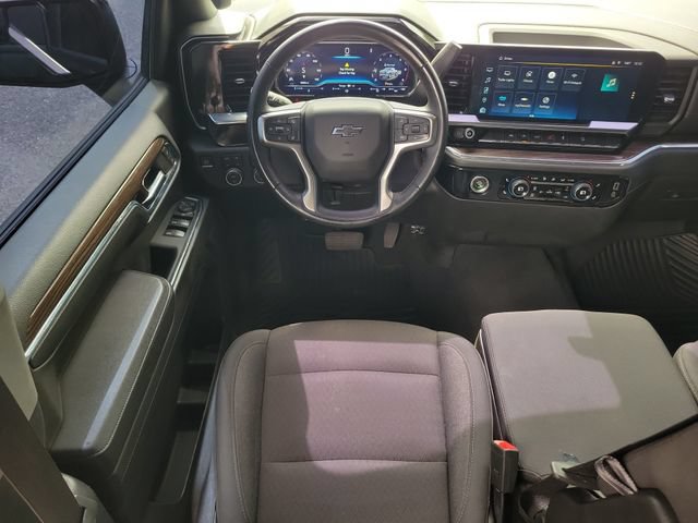 Used 2024 Chevrolet Silverado 1500 RST w/ Z71 Off-Road Package AWD/4WD image 11