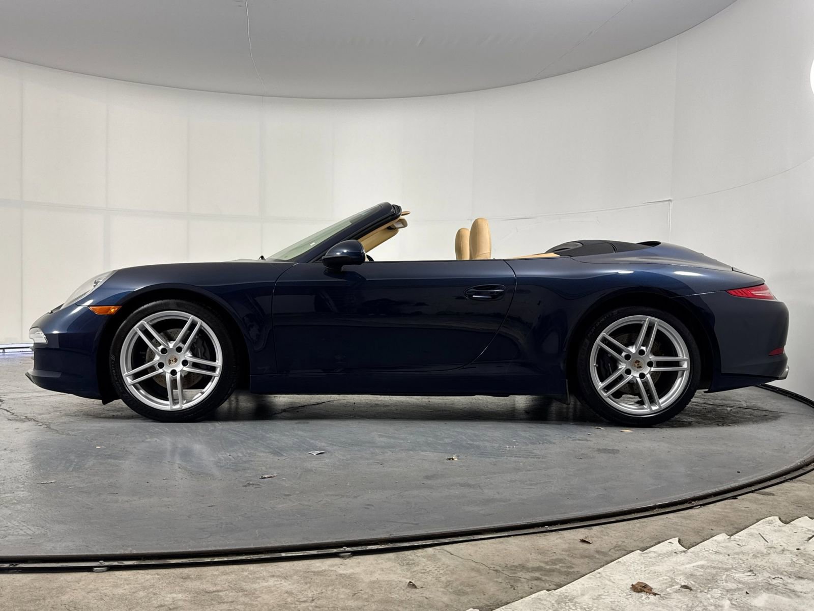 Used 2012 Porsche 911 Carrera image 2