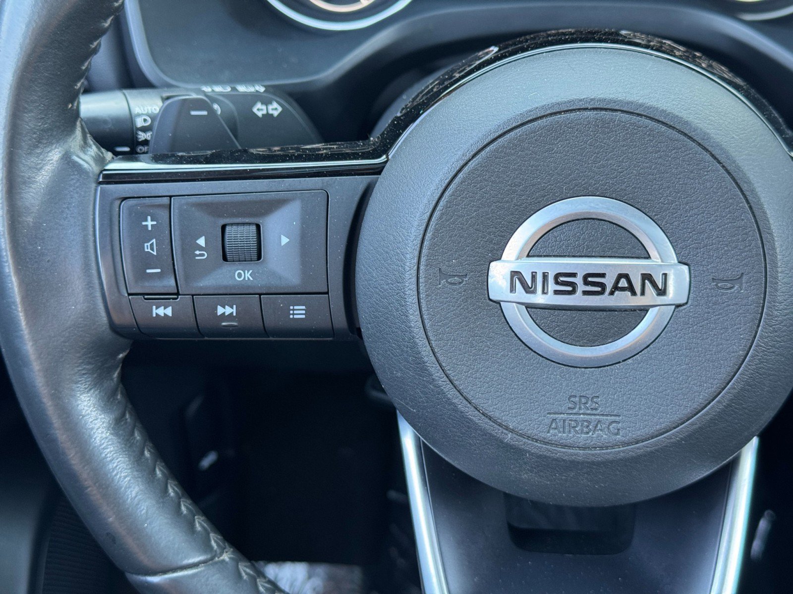 Used 2021 Nissan Rogue SL w/ Premium Package image 21