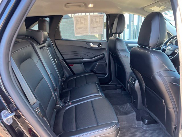 Used 2023 Ford Escape Platinum AWD/4WD image 13