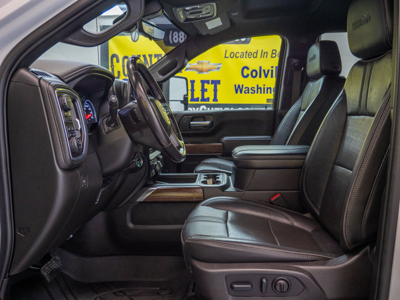 Used 2023 Chevrolet Silverado 3500 High Country w/ LPO, Hitch Package image 13