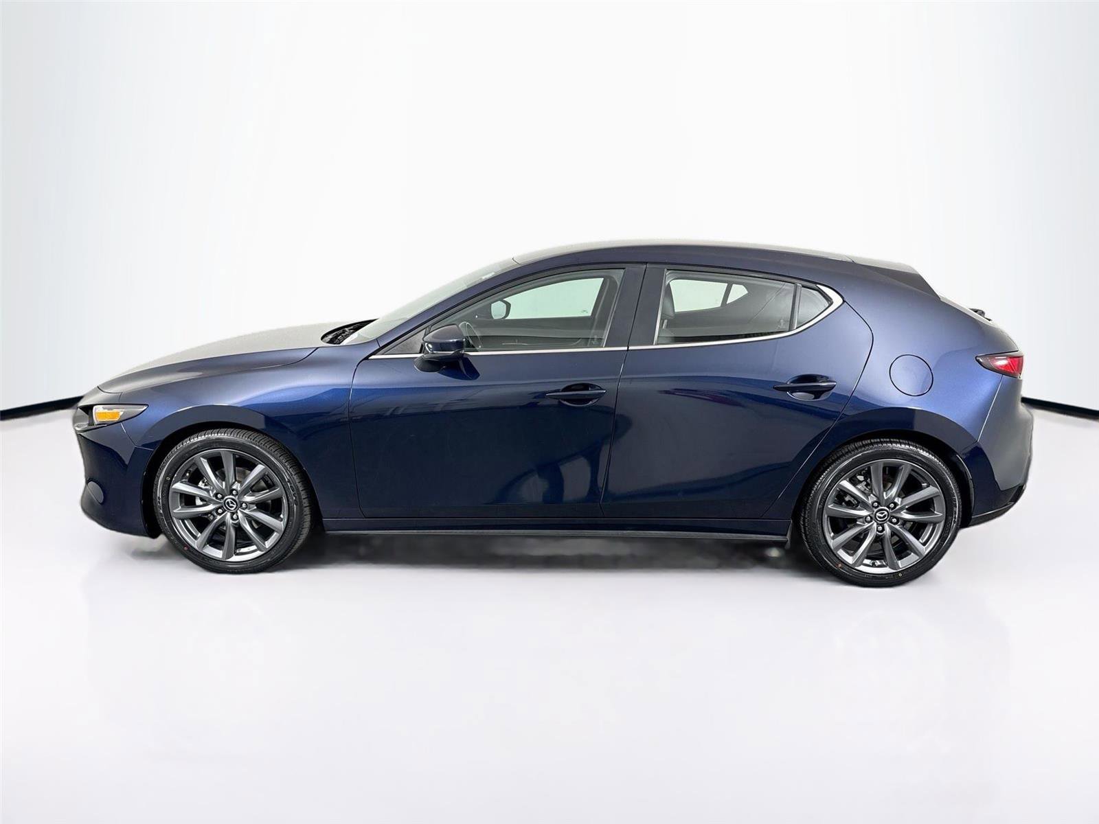 Used 2019 MAZDA MAZDA3 AWD Hatchback image 9