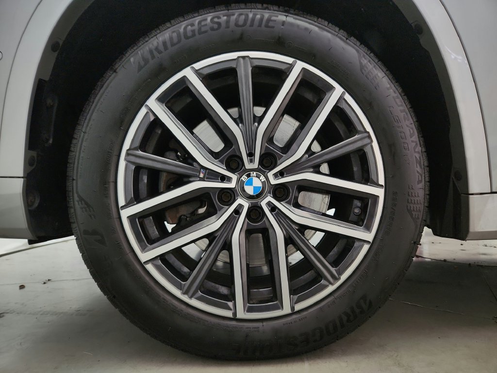 Used 2023 BMW X1 xDrive28i w/ Premium Package AWD/4WD image 36