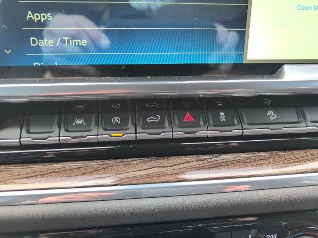 Used 2023 Chevrolet Silverado 1500 LT Trail Boss w/ LPO, Dark Essentials Package image 19