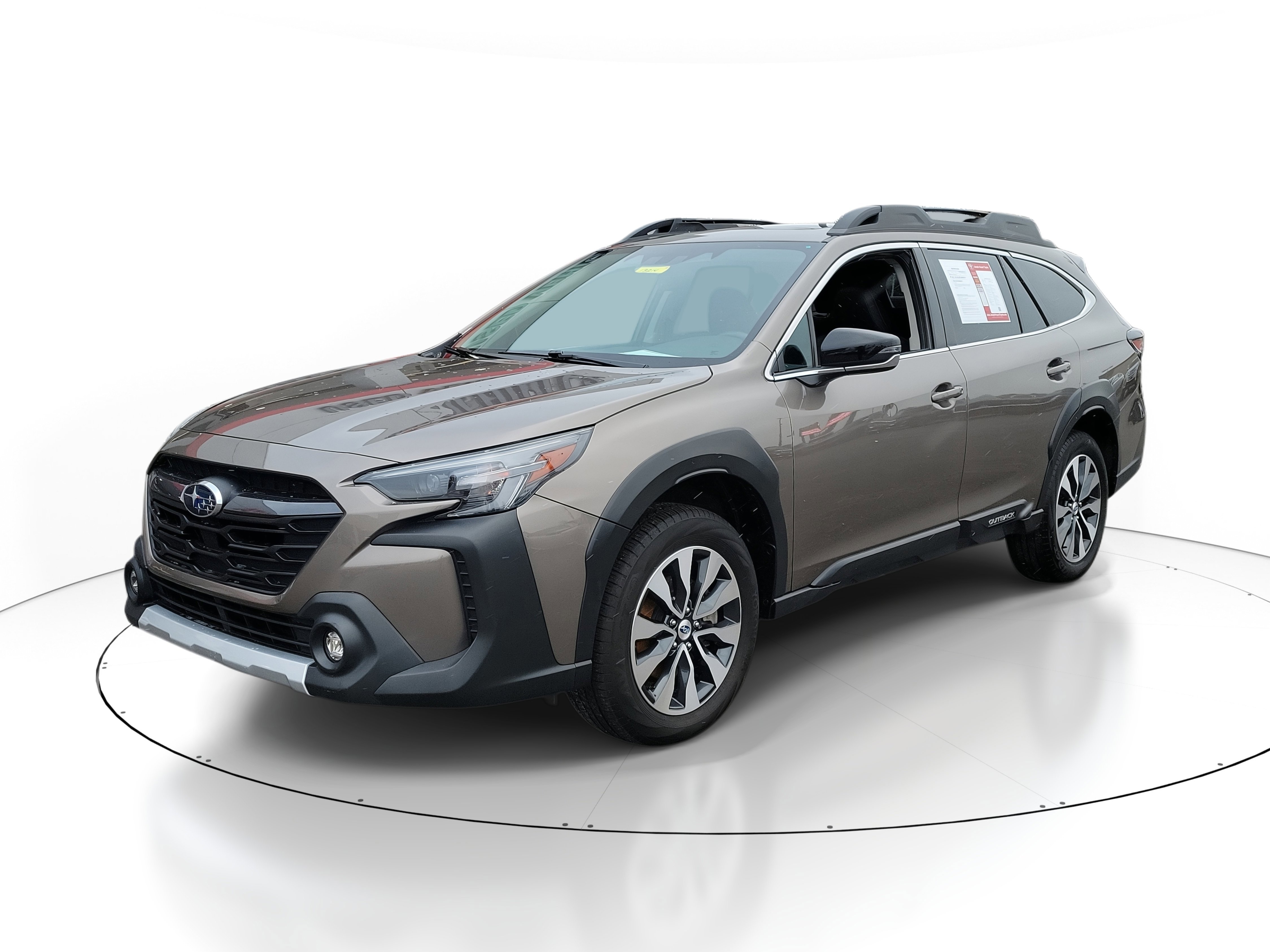 Used 2023 Subaru Outback Limited image 2