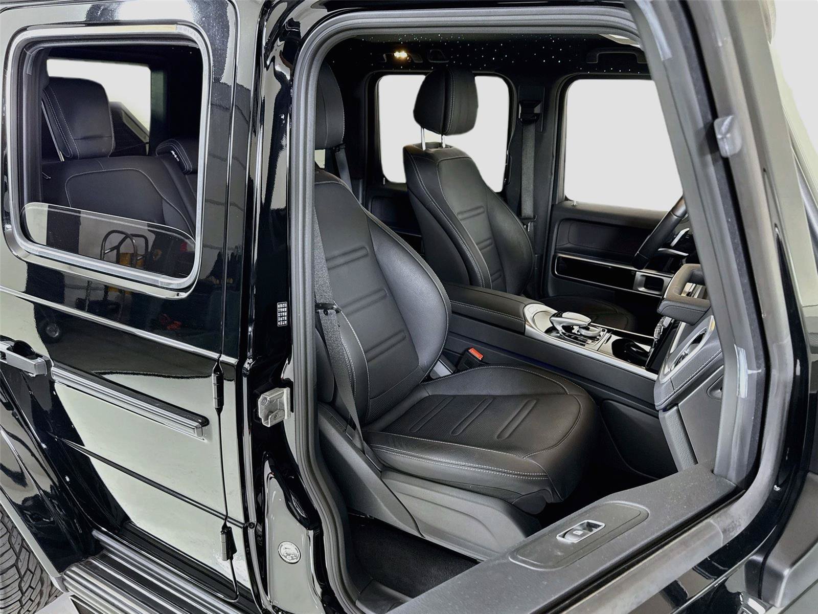 Used 2021 Mercedes-Benz G 550 image 34