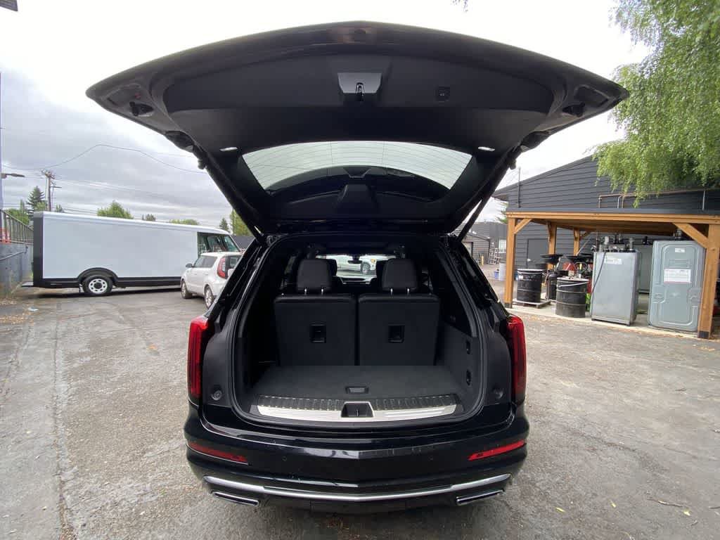 Used 2020 Cadillac XT6 Premium Luxury w/ Platinum Package AWD/4WD image 30