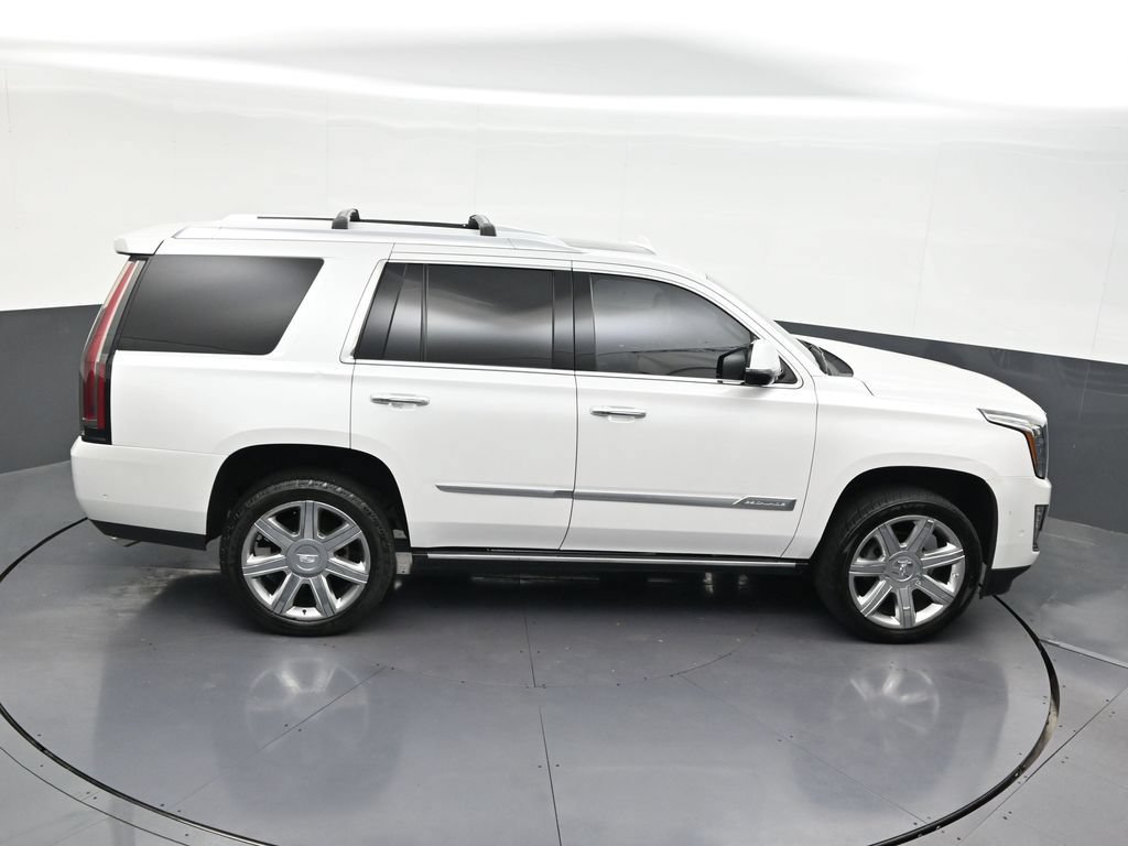 Used 2019 Cadillac Escalade Premium Luxury RWD image 21
