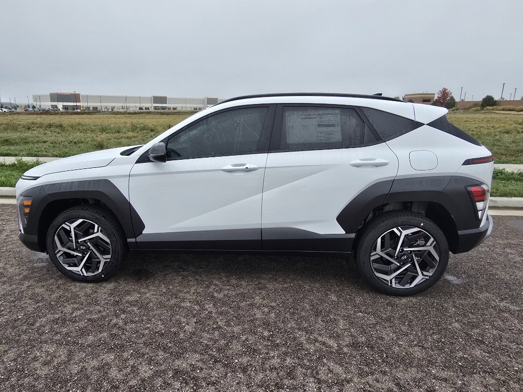 New 2026 Hyundai Kona SEL Premium image 2