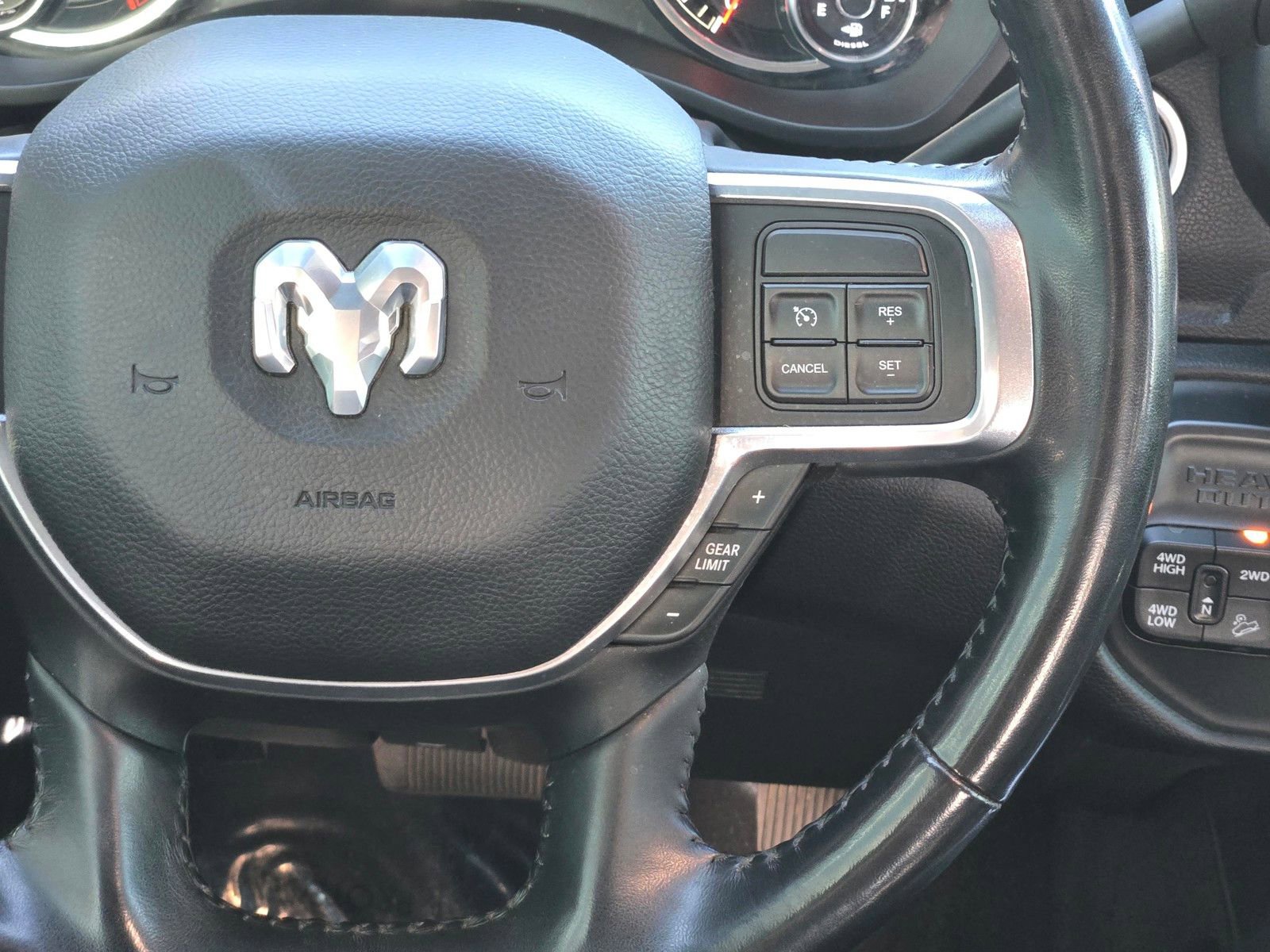 Used 2022 RAM 2500 Laramie w/ Night Edition AWD/4WD image 17
