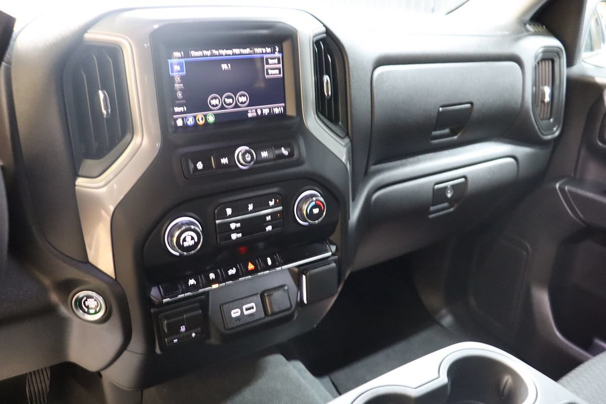 Used 2026 Chevrolet Silverado 1500 Custom w/ Turbomax Blackout Package AWD/4WD image 50