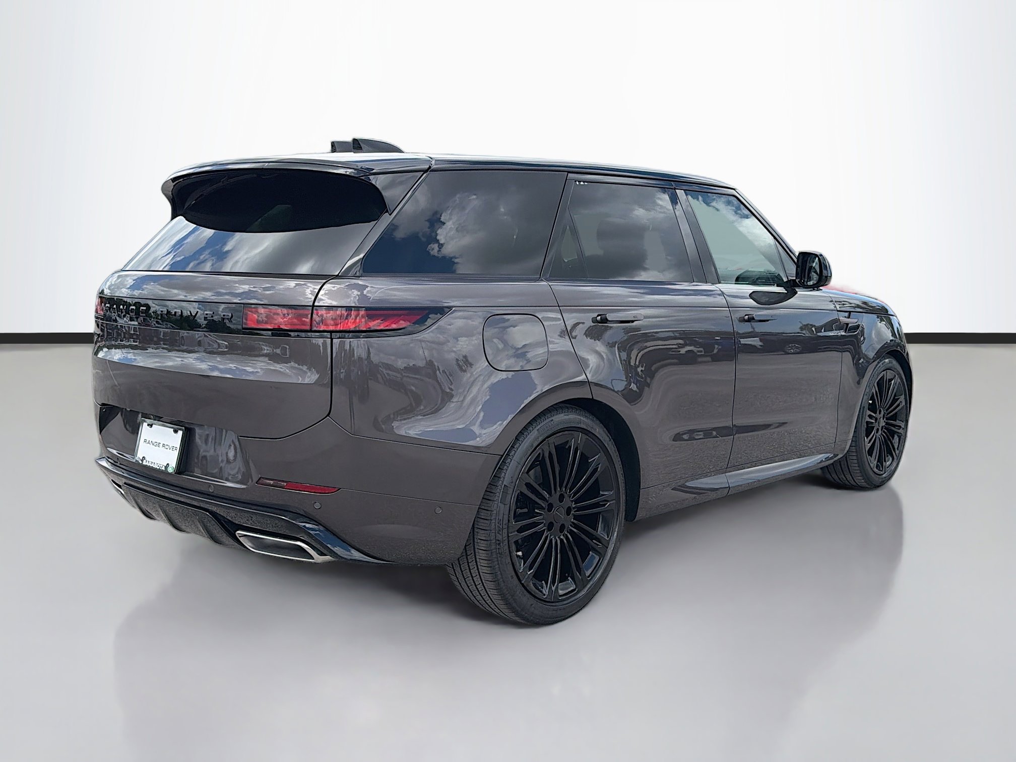 New 2026 Land Rover Range Rover Sport Dynamic SE AWD/4WD image 5