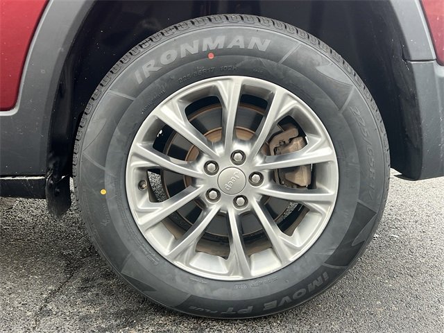 Used 2019 Jeep Cherokee Latitude Plus image 31