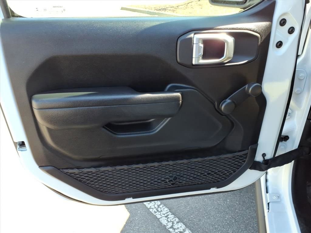 Used 2022 Jeep Wrangler Unlimited Sport image 22