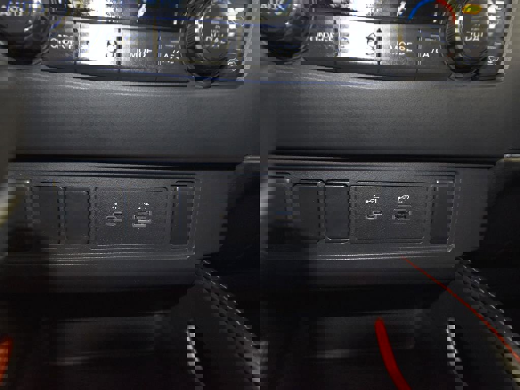 Used 2024 Nissan Frontier PRO-4X w/ Off-Road Protection Package image 21