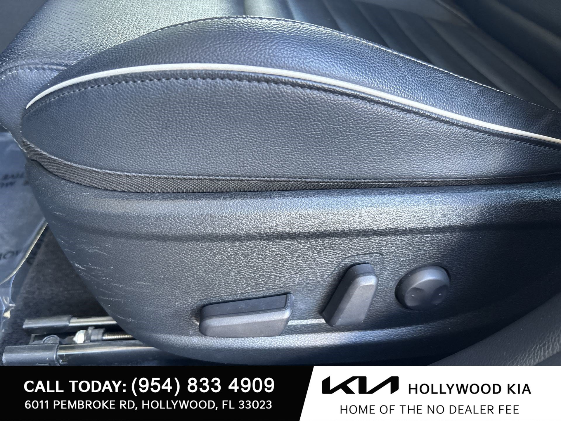 Used 2023 Kia Forte GT-Line w/ GT-Line Premium Package FWD image 14