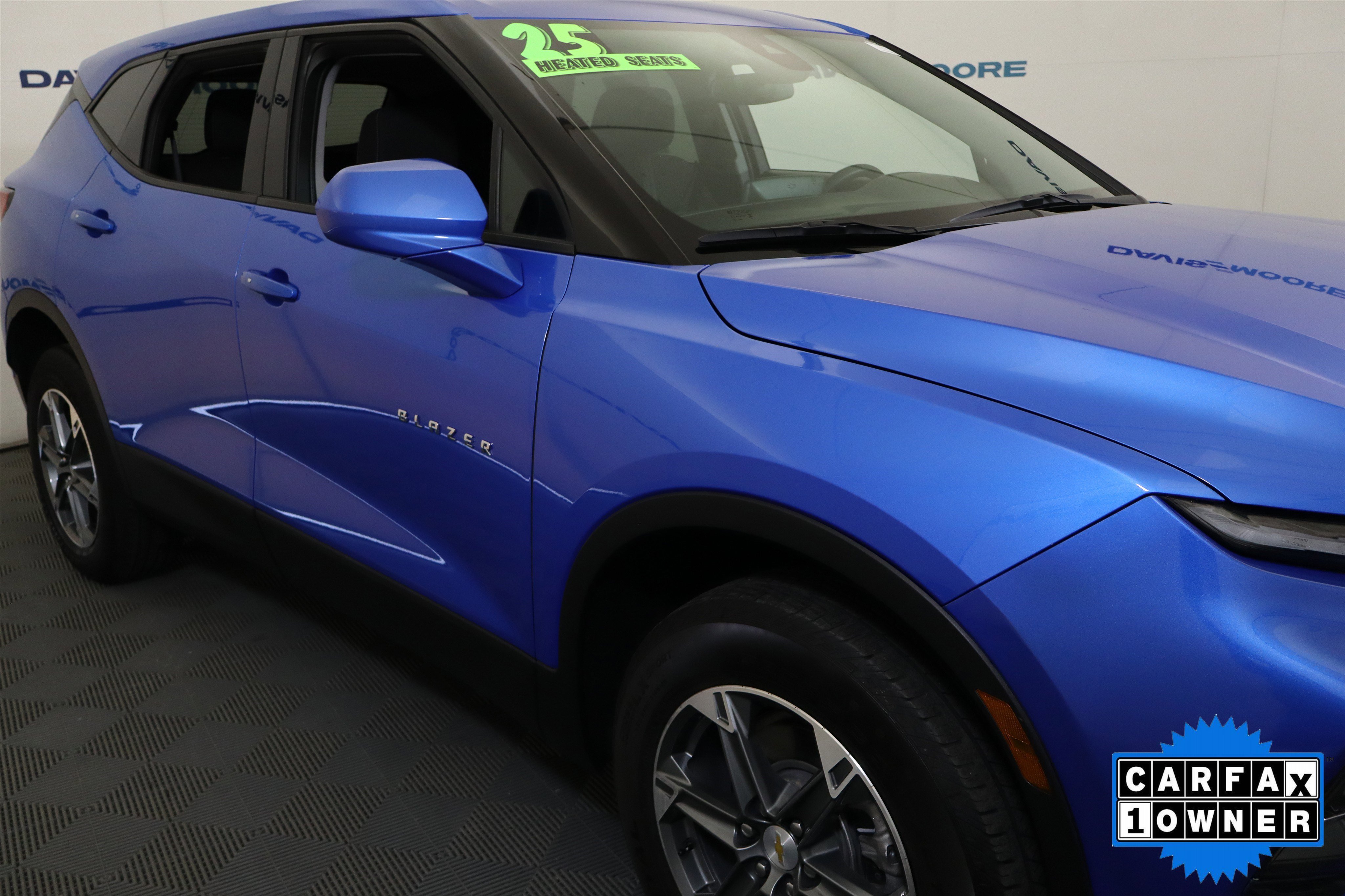 Used 2025 Chevrolet Blazer LT FWD image 4