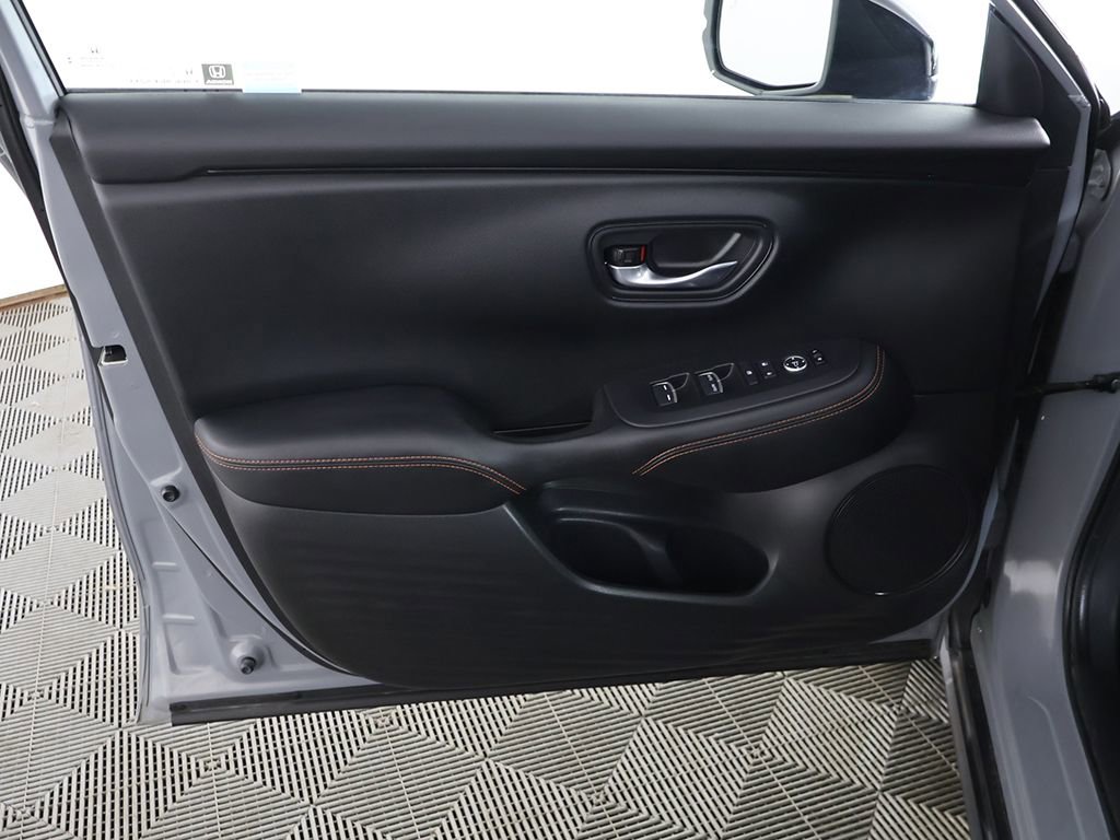 Used 2025 Honda HR-V Sport image 21