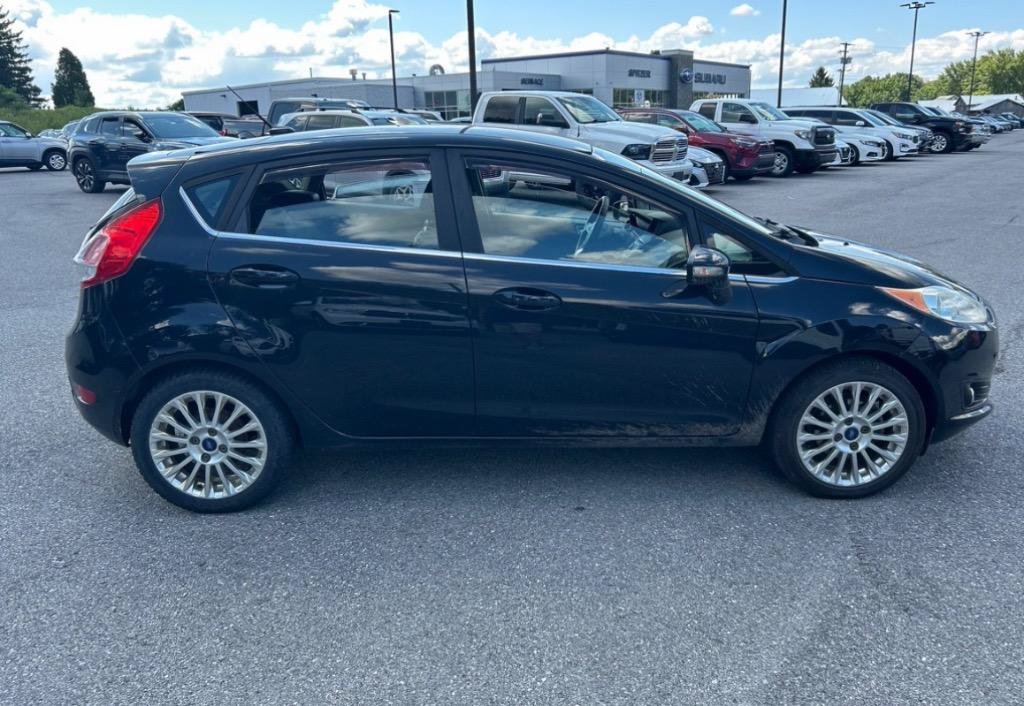 Used 2016 Ford Fiesta Titanium FWD image 4