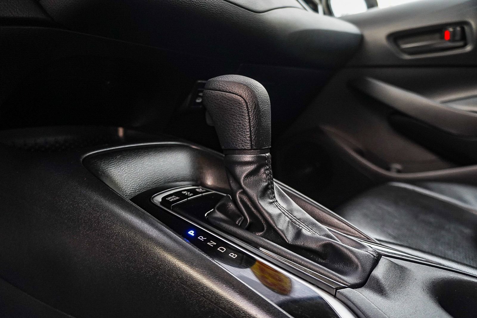 Certified 2023 Toyota Corolla LE image 29