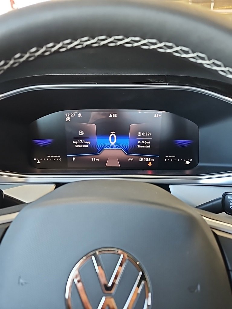 New 2026 Volkswagen Taos SE image 33