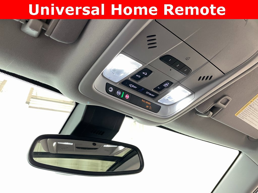 Used 2024 GMC Terrain SLT image 29